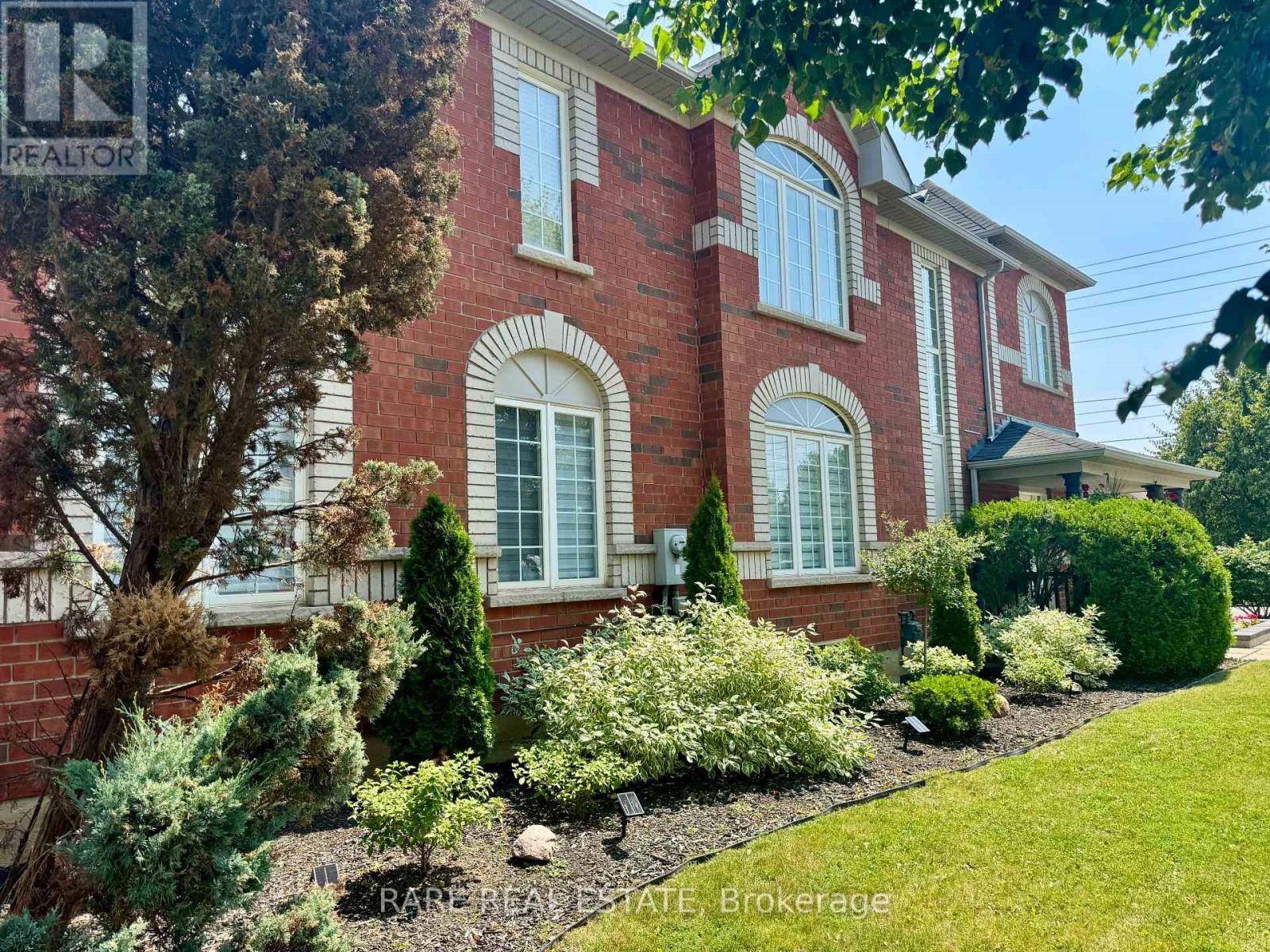 591 Willmott Crescent, Milton, Ontario  L9T 6E9 - Photo 6 - W12747408