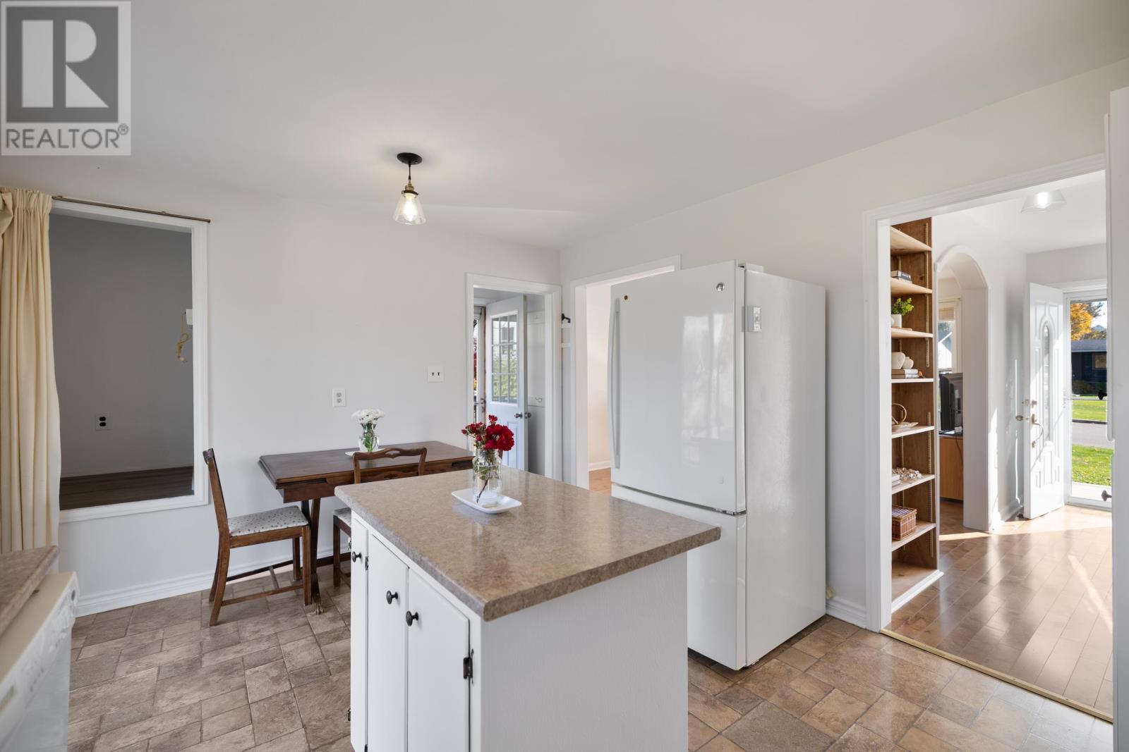 21 Westview Drive, Charlottetown, Prince Edward Island  C1A 3A4 - Photo 13 - 202601855