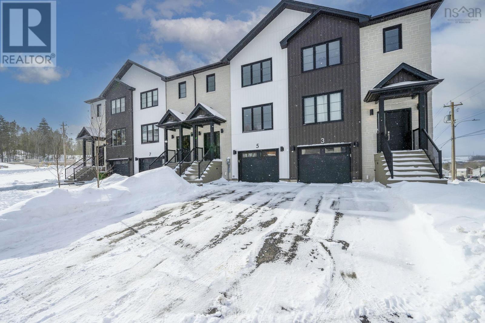 GC09C 5 Goldenglade Close, Dartmouth, Nova Scotia