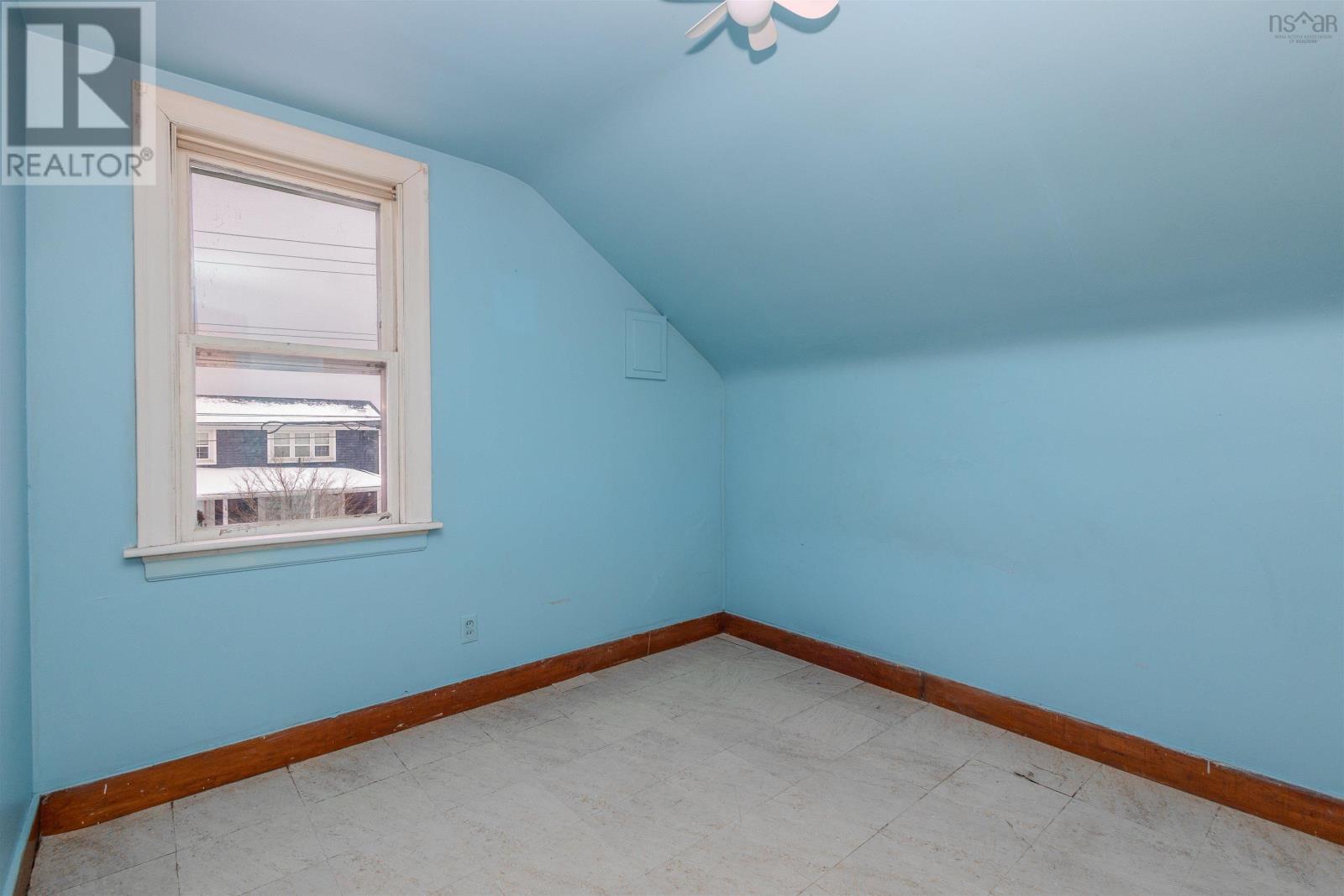 307 Cabot Street, Sydney, Nova Scotia  B1P 4E9 - Photo 28 - 202525043