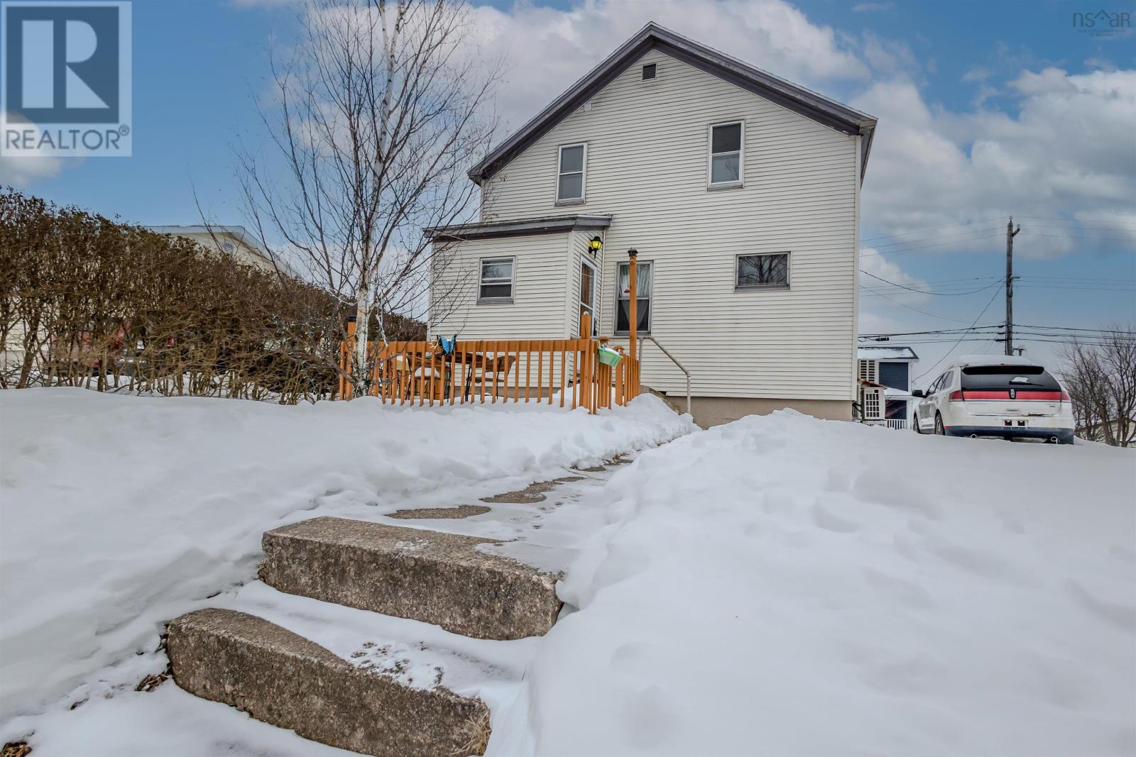 307 Cabot Street, Sydney, Nova Scotia  B1P 4E9 - Photo 6 - 202525043