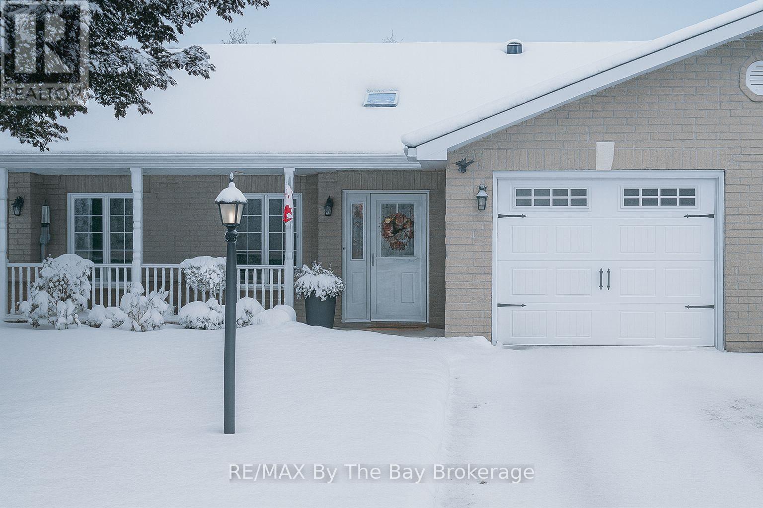 67 MEADOW LANE, Wasaga Beach, Ontario