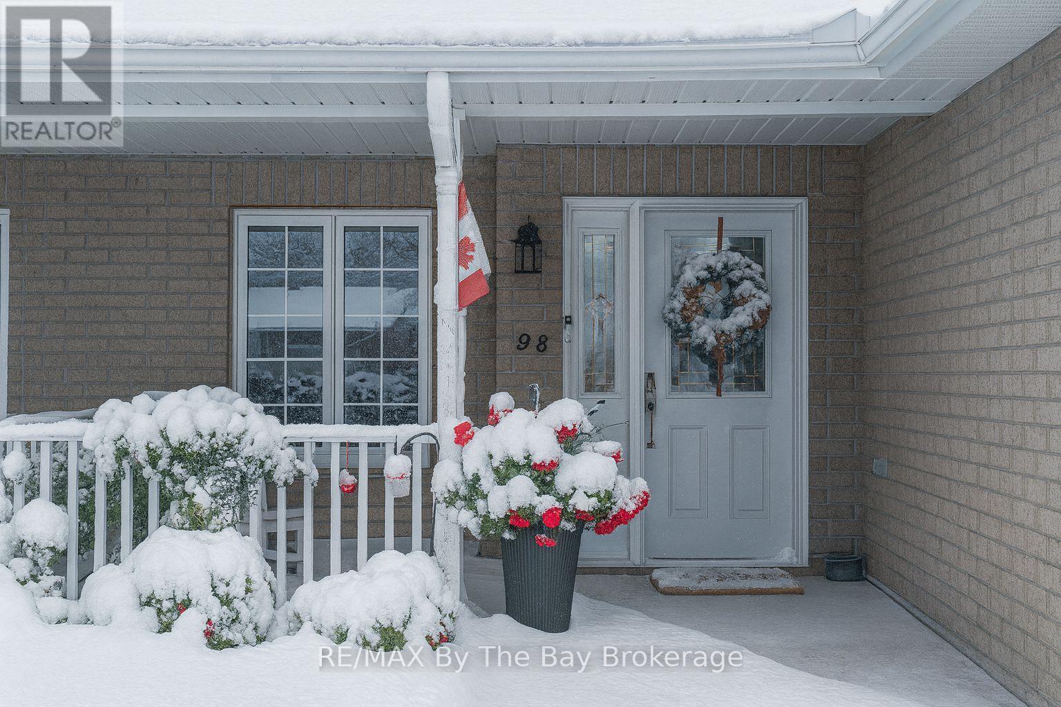 67 Meadow Lane, Wasaga Beach, Ontario  L9Z 0A3 - Photo 13 - S12747436