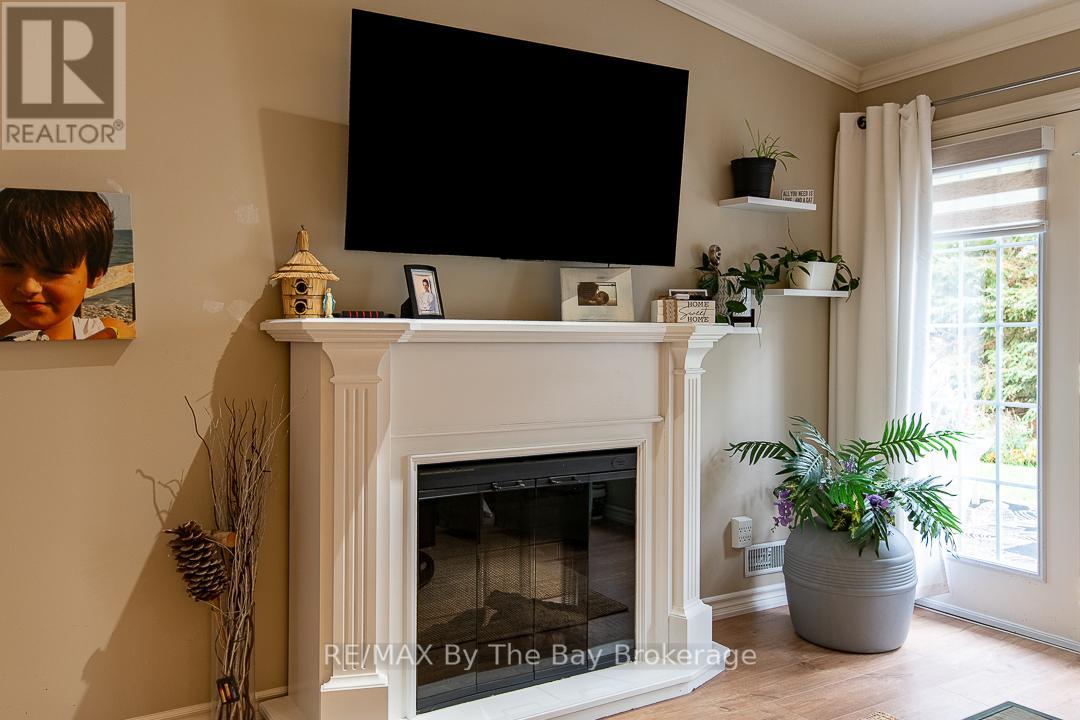 67 Meadow Lane, Wasaga Beach, Ontario  L9Z 0A3 - Photo 25 - S12747436