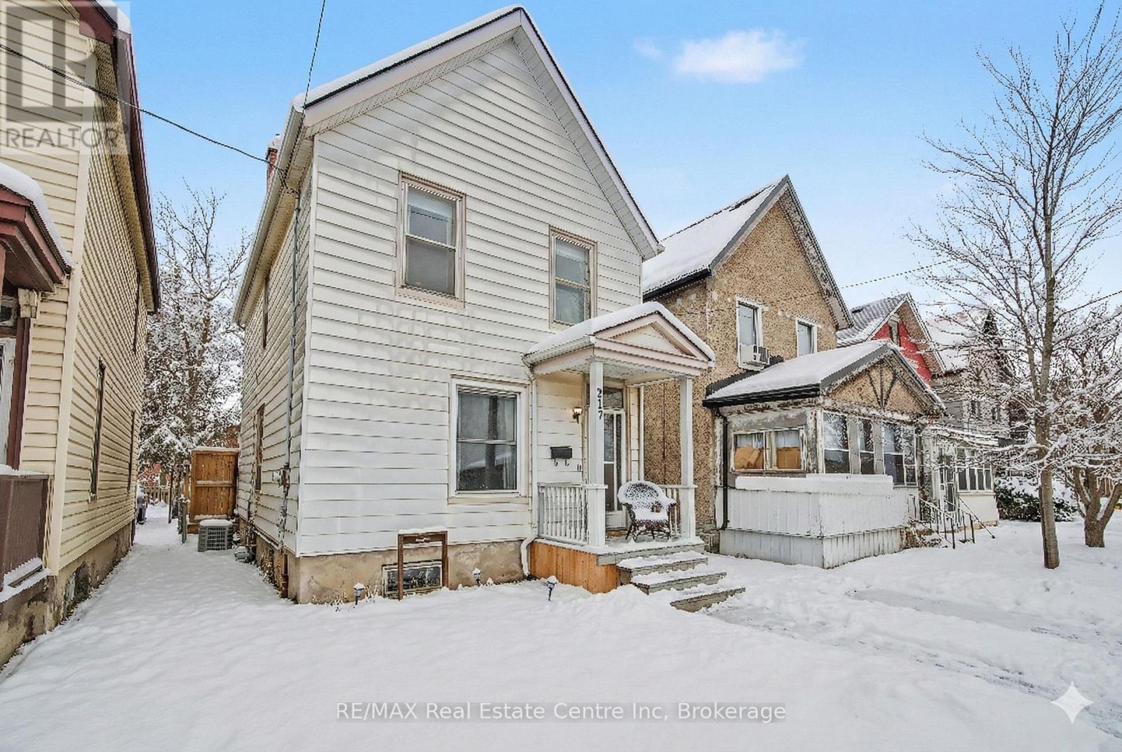 217 Victoria Road S, Guelph, Ontario  N1E 5P9 - Photo 3 - X12747562