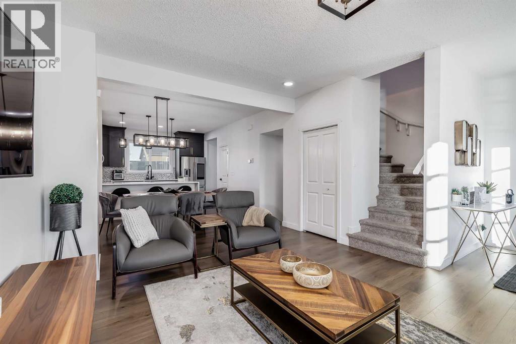 117 Highview Gate Se, Airdrie, Alberta  T4A 3L6 - Photo 6 - A2280879