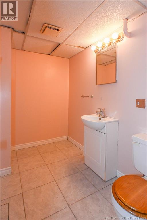 23 Saint-Simon Road, Caraquet, New Brunswick  E1W 1B3 - Photo 39 - NB132789