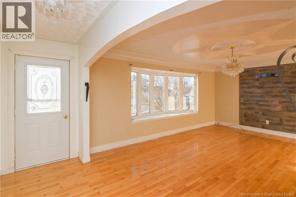 23 Saint-Simon Road, Caraquet, New Brunswick  E1W 1B3 - Photo 16 - NB132789