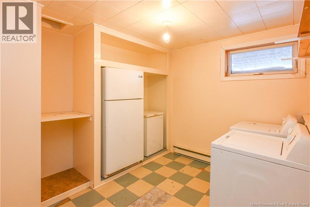 23 Saint-Simon Road, Caraquet, New Brunswick  E1W 1B3 - Photo 37 - NB132789