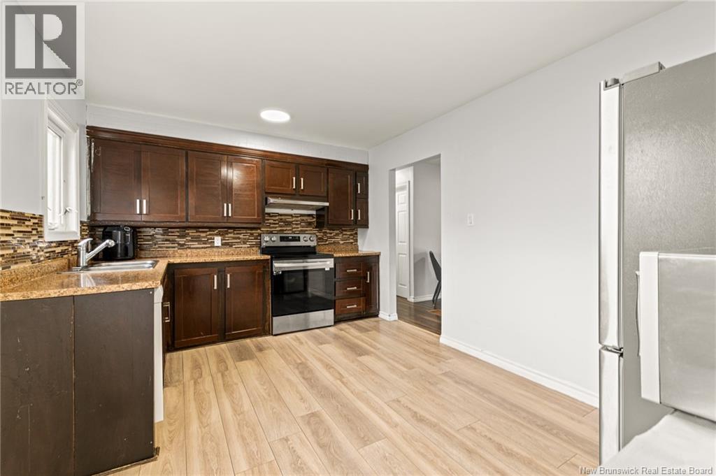 5 Wildwood, Moncton, New Brunswick  E1E 2M4 - Photo 4 - NB132965