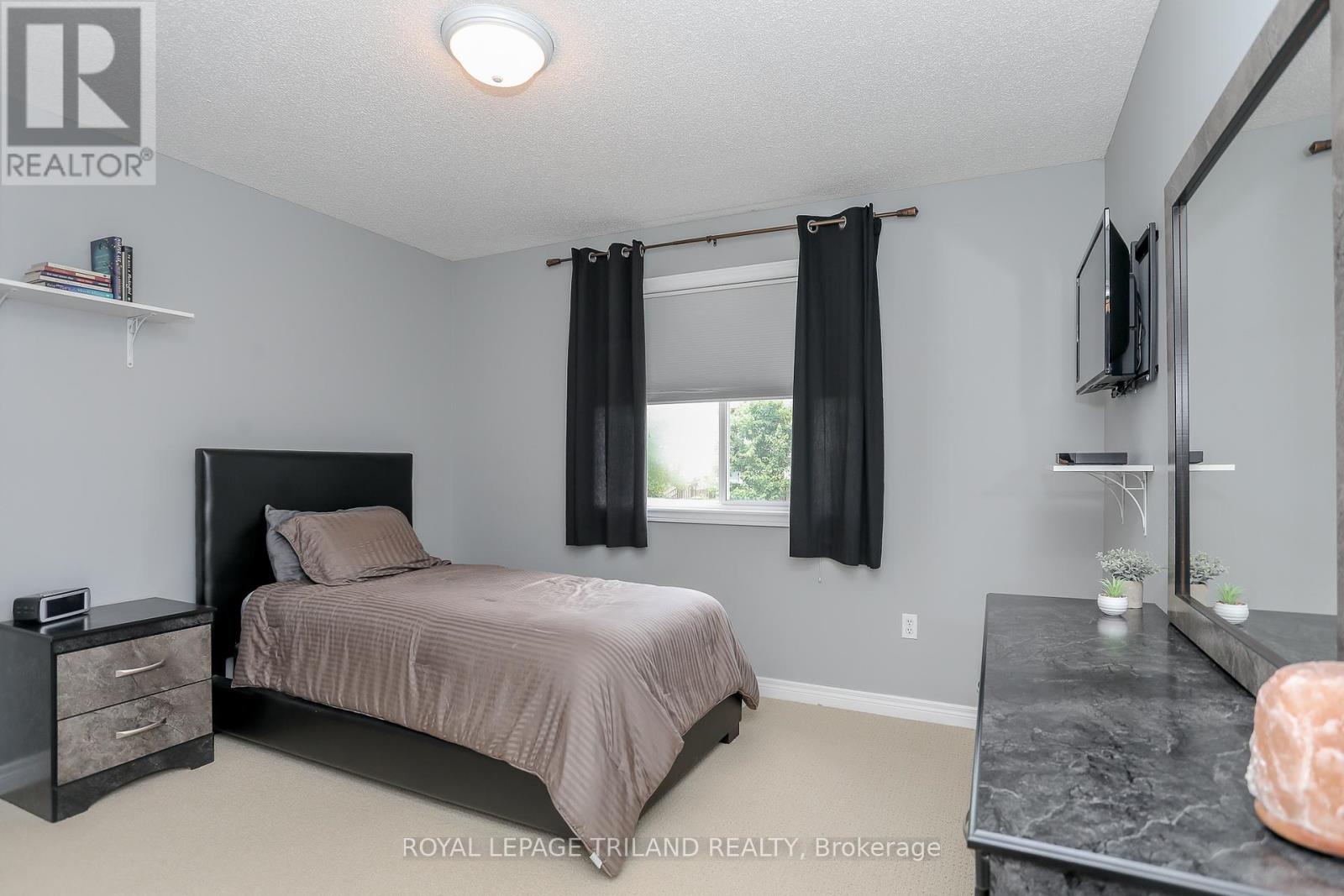 1356 Birchwood Drive, London South, Ontario  N6K 4Y5 - Photo 33 - X12747544