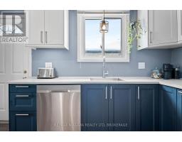 6885 WATERS AVENUE, Niagara Falls, Ontario