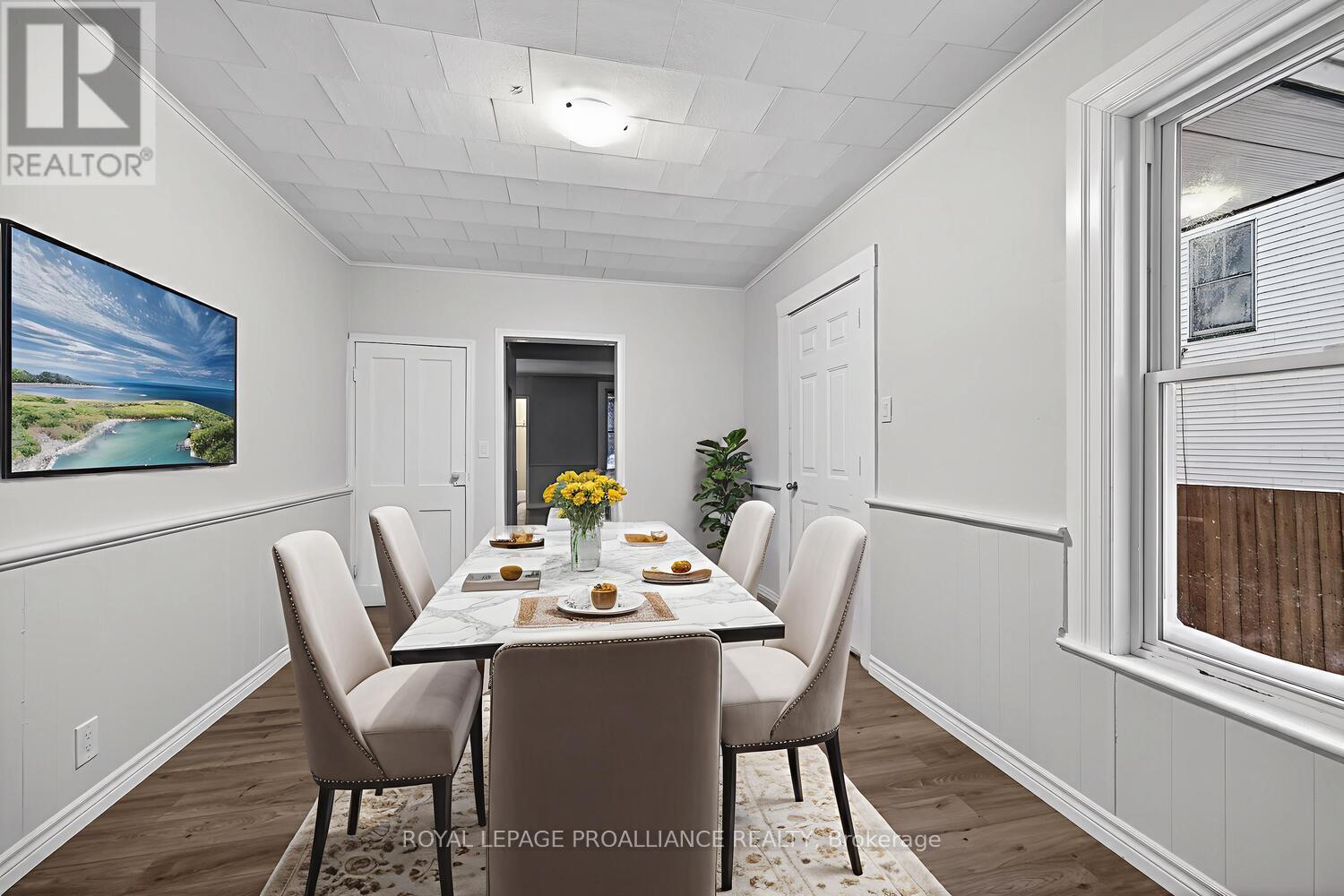 542-544 Middle Street W, Edwardsburgh/cardinal, Ontario  K0E 1E0 - Photo 12 - X12747454