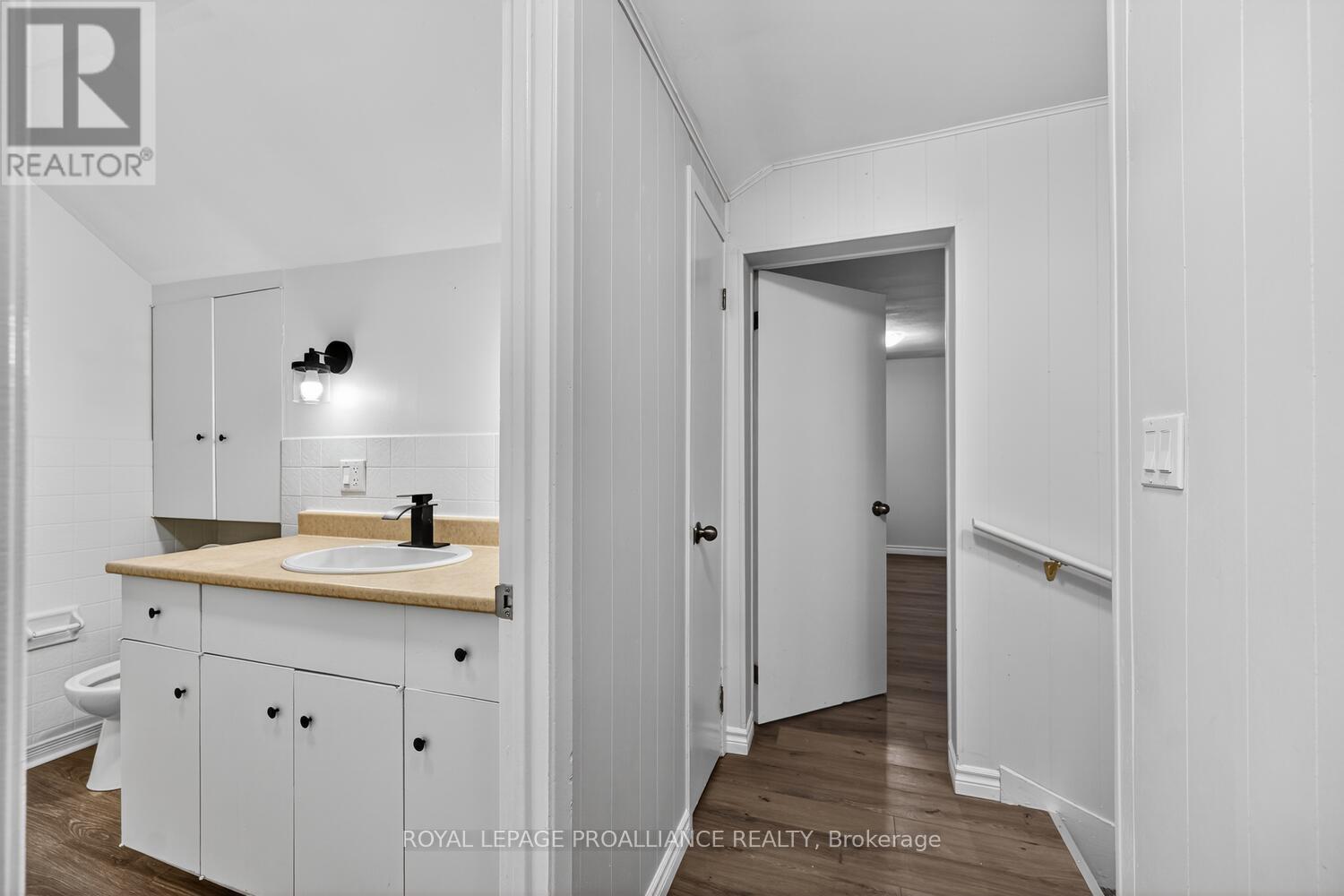 542-544 Middle Street W, Edwardsburgh/cardinal, Ontario  K0E 1E0 - Photo 23 - X12747454