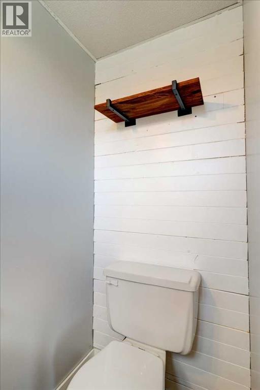 7812 Cedarwood Park, Grande Prairie, Alberta  T8V 4R8 - Photo 9 - A2276054