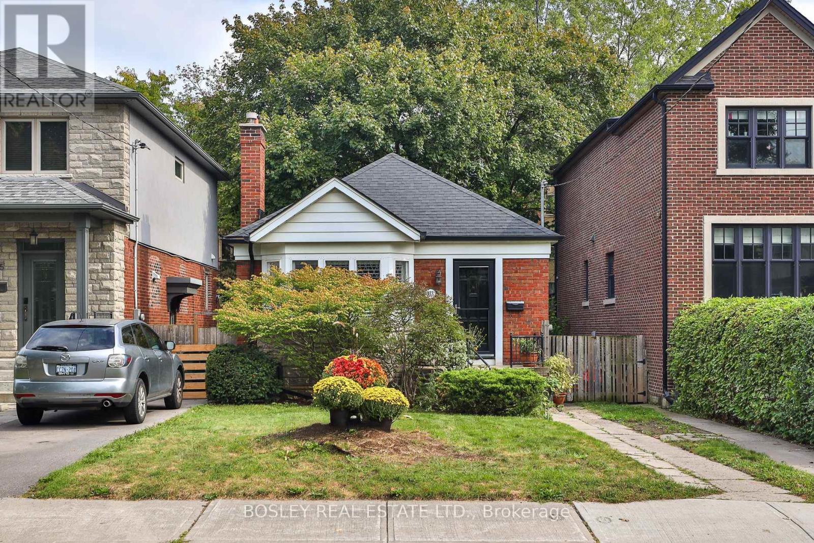 333 SUTHERLAND DRIVE, toronto (leaside), Ontario