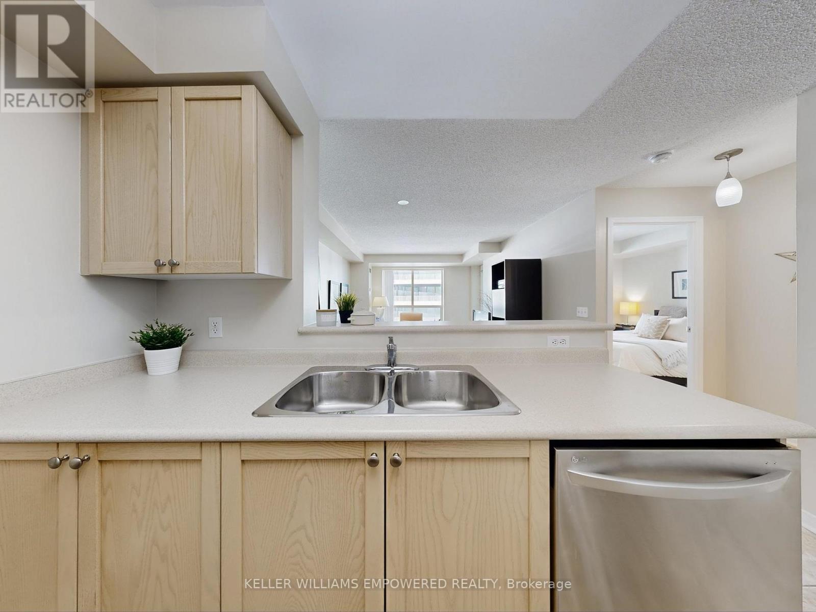 Lph01 - 28 Olive Avenue, Toronto (Willowdale East), Ontario  M2N 7E6 - Photo 8 - C12747468