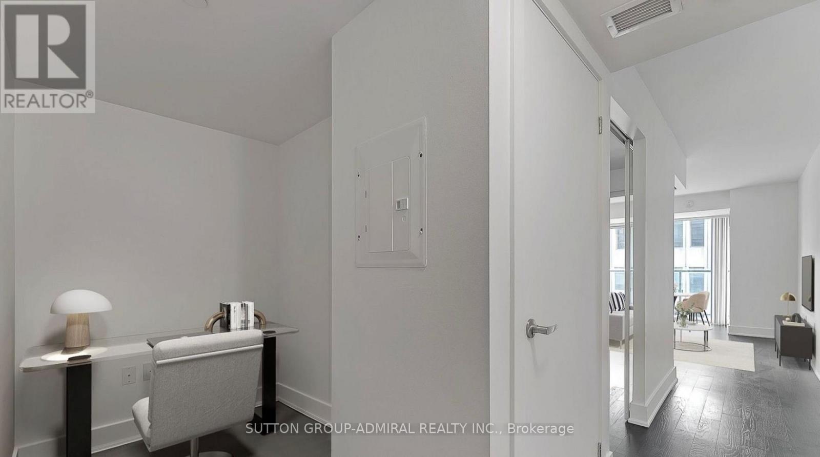 2012 - 955 Bay Street, Toronto, Ontario  M5S 0C6 - Photo 9 - C12747494