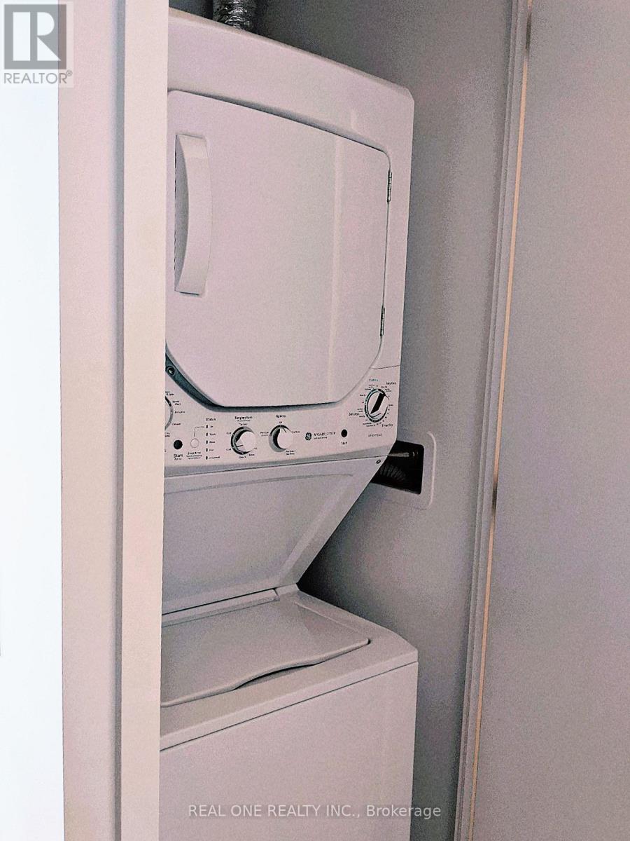 4008 - 39 Roehampton Avenue, Toronto, Ontario  M4P 0G1 - Photo 10 - C12747522