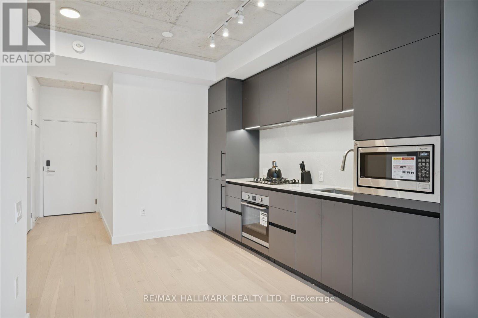 229 - 1720 Bayview Avenue, Toronto, Ontario  M4G 3C4 - Photo 12 - C12747548