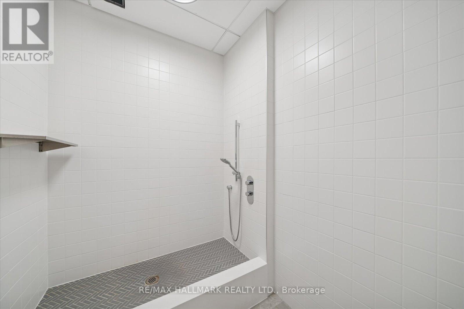 229 - 1720 Bayview Avenue, Toronto, Ontario  M4G 3C4 - Photo 38 - C12747548