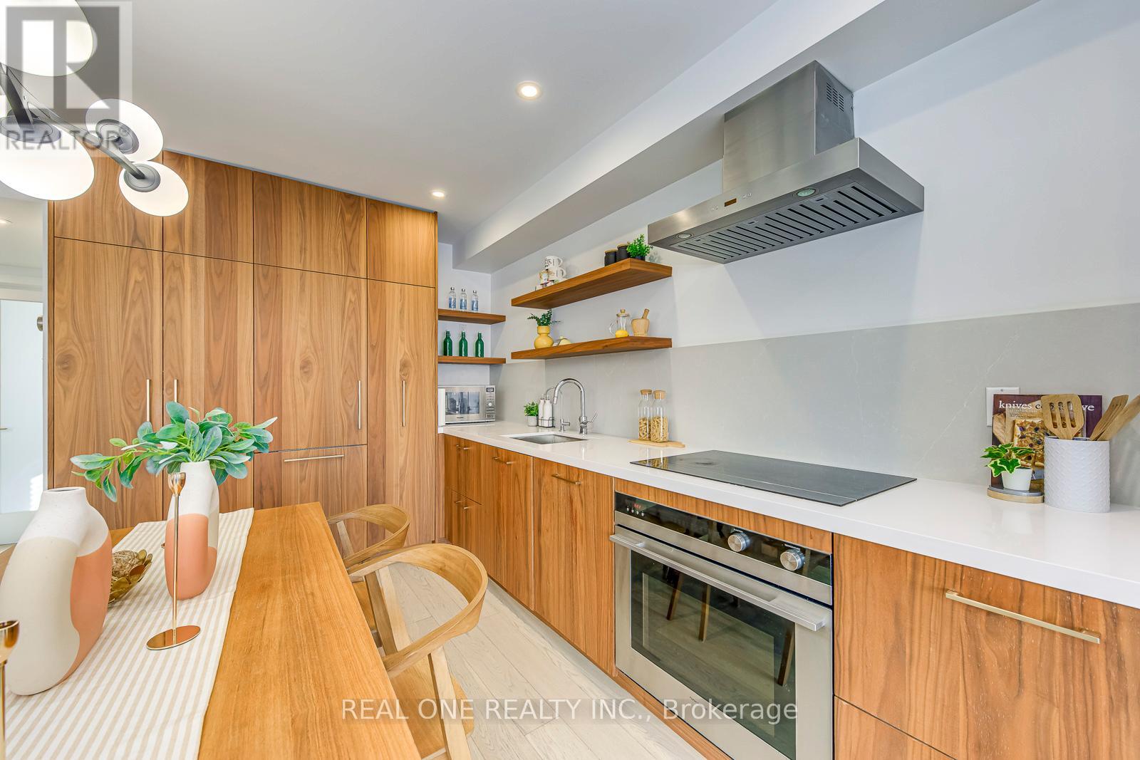 40 Irwin Avenue, Toronto (Bay Street Corridor), Ontario  M4Y 1L2 - Photo 10 - C12747554