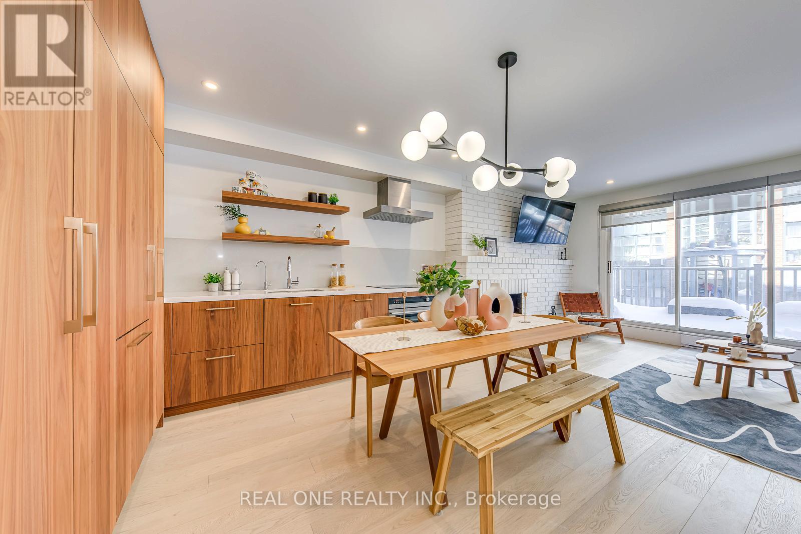 40 Irwin Avenue, Toronto (Bay Street Corridor), Ontario  M4Y 1L2 - Photo 12 - C12747554