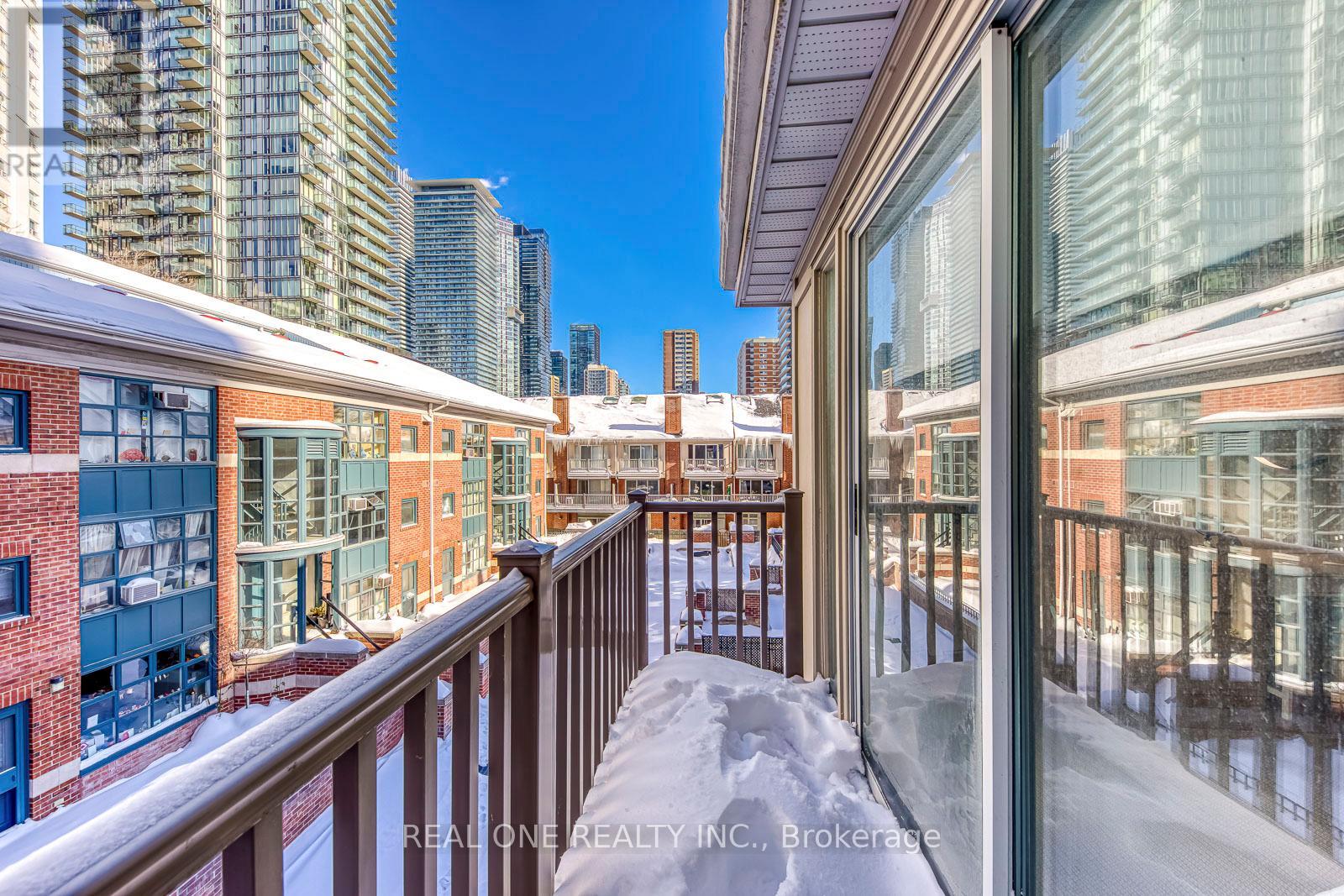 40 Irwin Avenue, Toronto (Bay Street Corridor), Ontario  M4Y 1L2 - Photo 31 - C12747554