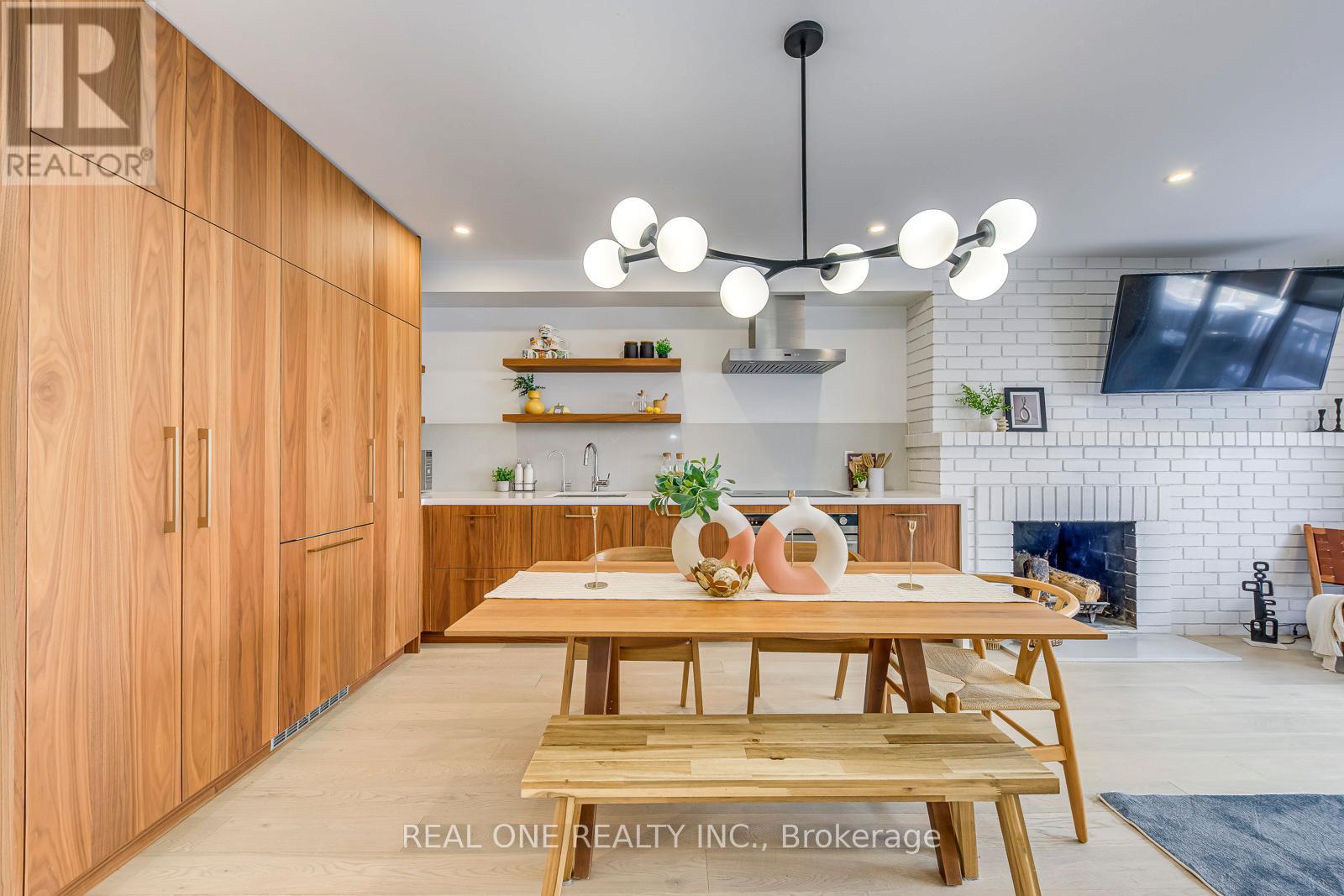 40 Irwin Avenue, Toronto (Bay Street Corridor), Ontario  M4Y 1L2 - Photo 6 - C12747554