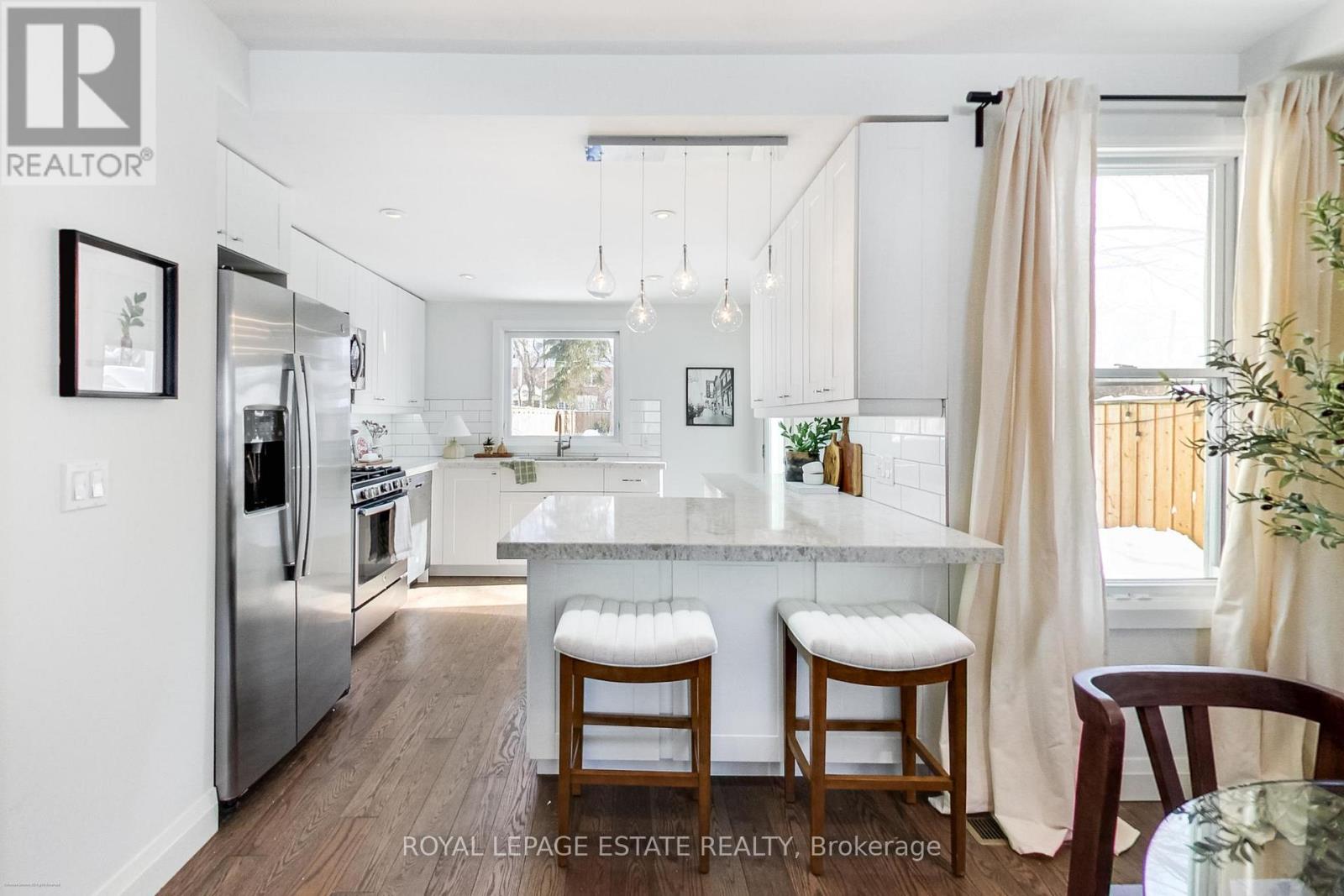 25 Coleridge Avenue, Toronto, Ontario  M4C 4H4 - Photo 10 - E12747532