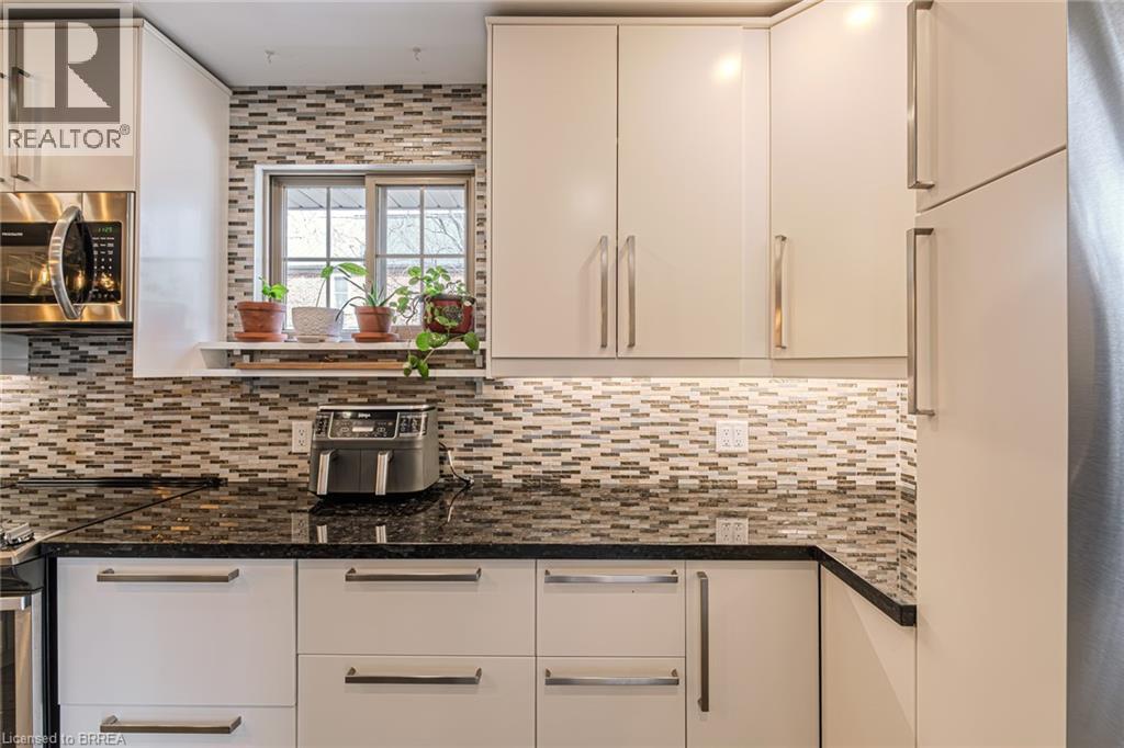 52 Amelia Street, Paris, Ontario  N3L 1Z6 - Photo 11 - 40802077