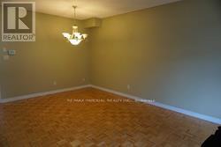 30 Catalina Crescent, Richmond Hill, Ontario  L4S 2H7 - Photo 3 - N12747424