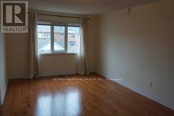 30 Catalina Crescent, Richmond Hill, Ontario  L4S 2H7 - Photo 7 - N12747424