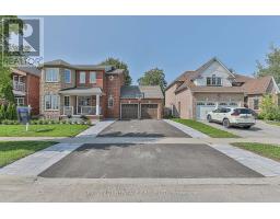 112 HERREMA BOULEVARD, Uxbridge, Ontario