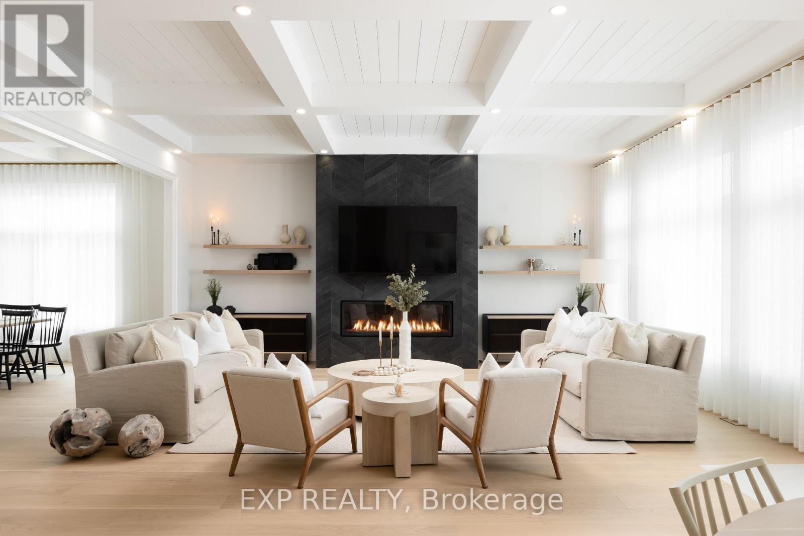 25 Pinery Lane, Georgina (Sutton & Jackson's Point), Ontario  L0E 1L0 - Photo 10 - N12747478