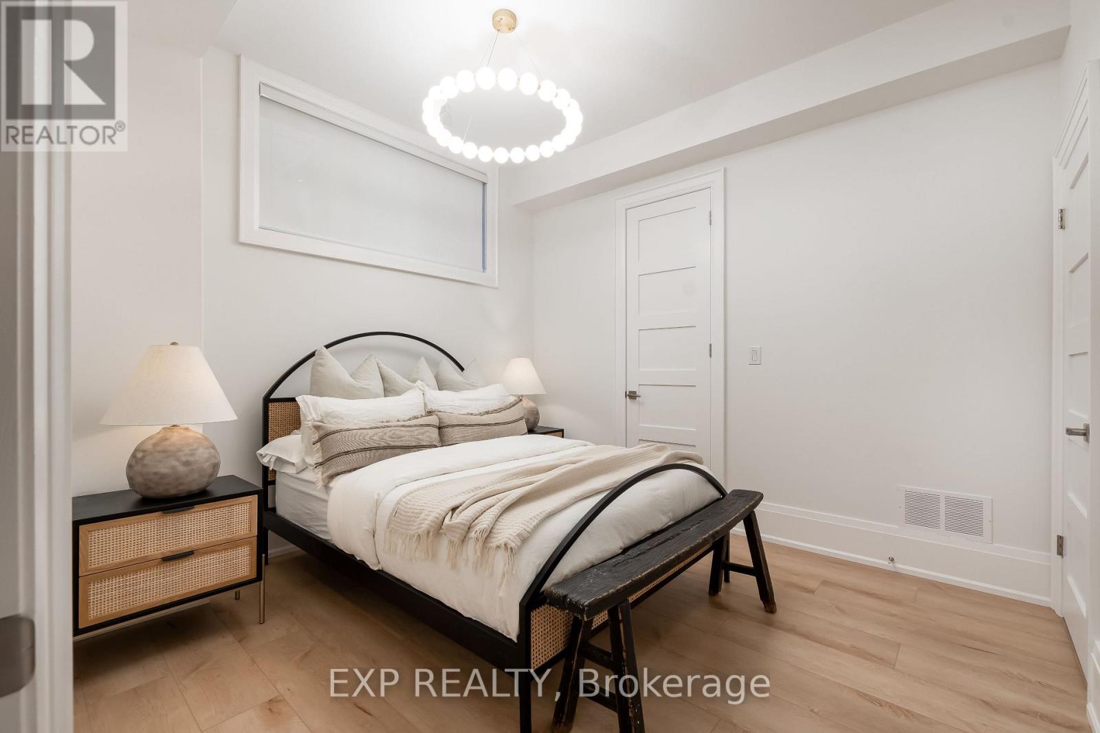 25 Pinery Lane, Georgina (Sutton & Jackson's Point), Ontario  L0E 1L0 - Photo 35 - N12747478