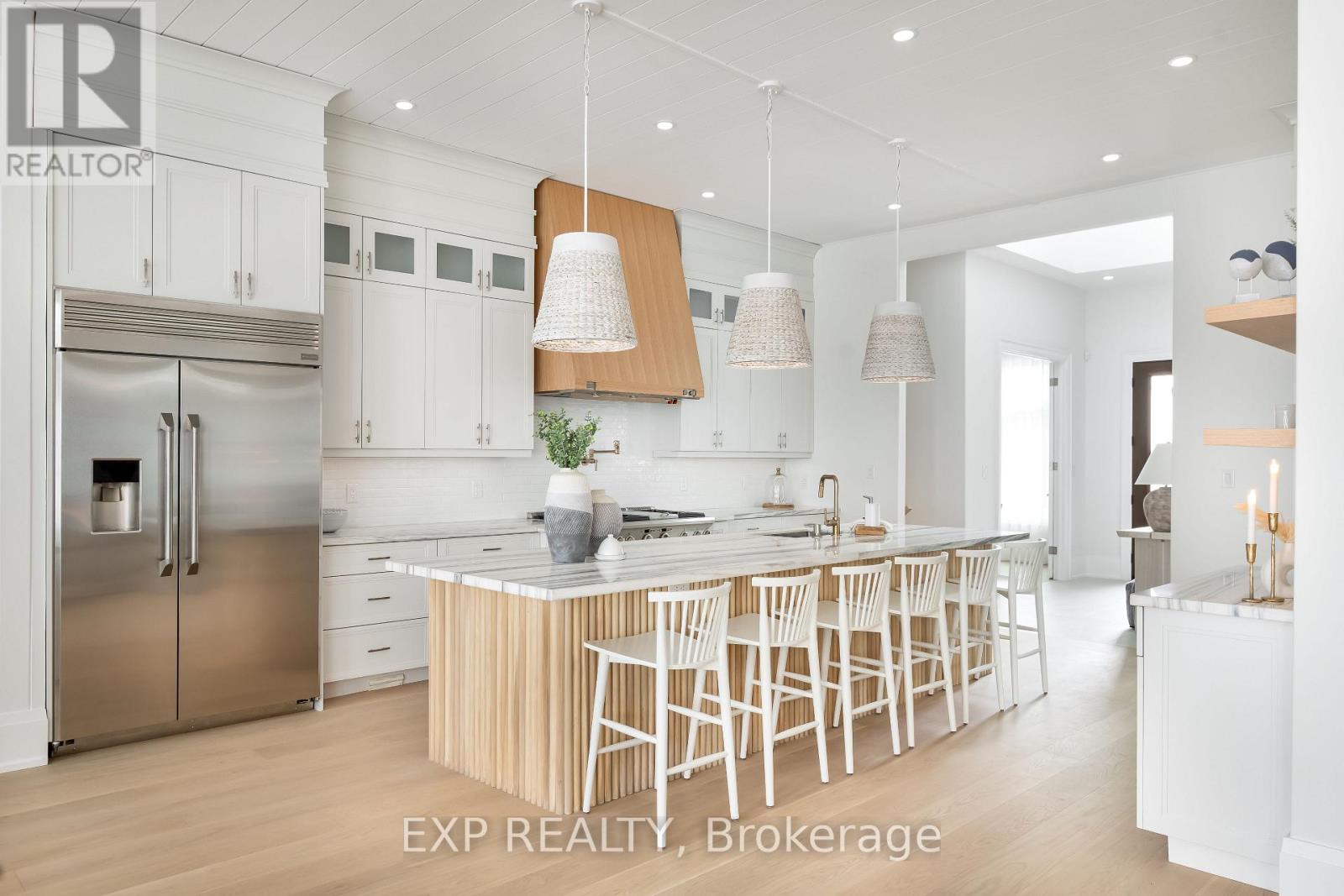 25 Pinery Lane, Georgina (Sutton & Jackson's Point), Ontario  L0E 1L0 - Photo 7 - N12747478