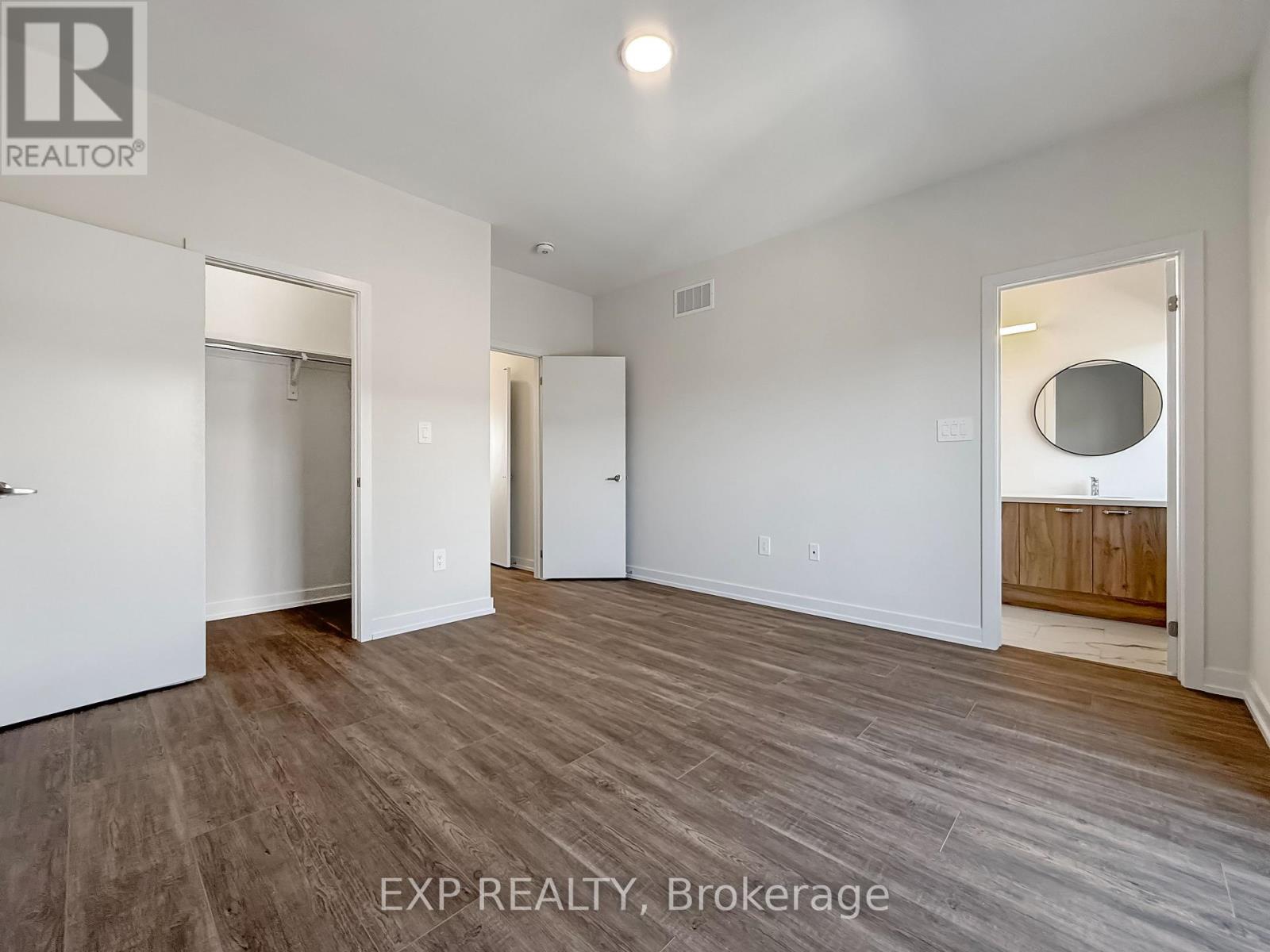 15 Victor Metcalf Lane, Richmond Hill, Ontario  L4B 0J7 - Photo 19 - N12747488