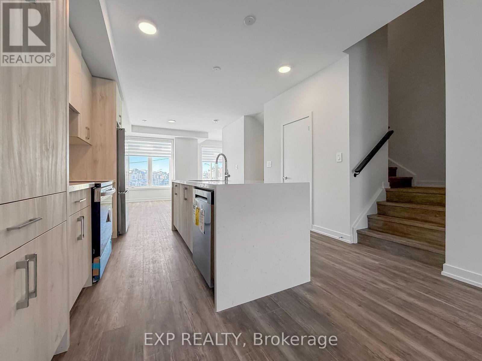 15 Victor Metcalf Lane, Richmond Hill, Ontario  L4B 0J7 - Photo 35 - N12747488