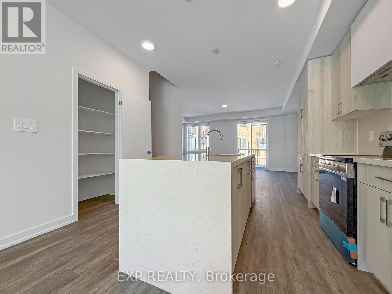 15 Victor Metcalf Lane, Richmond Hill, Ontario  L4B 0J7 - Photo 42 - N12747488