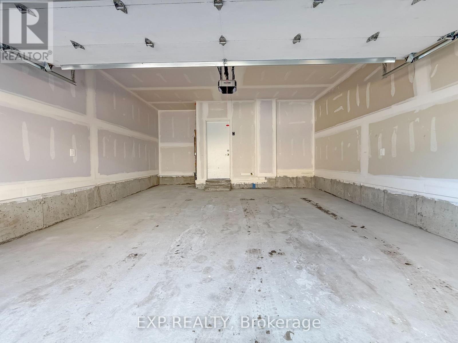 15 Victor Metcalf Lane, Richmond Hill, Ontario  L4B 0J7 - Photo 43 - N12747488