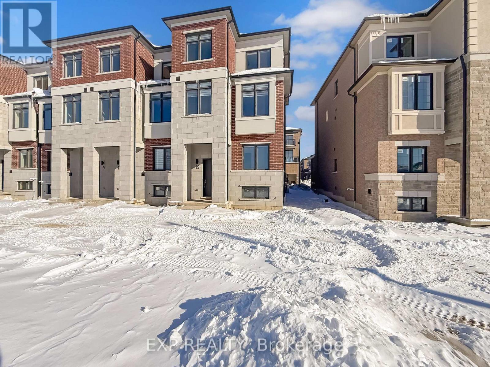 15 Victor Metcalf Lane, Richmond Hill, Ontario  L4B 0J7 - Photo 47 - N12747488