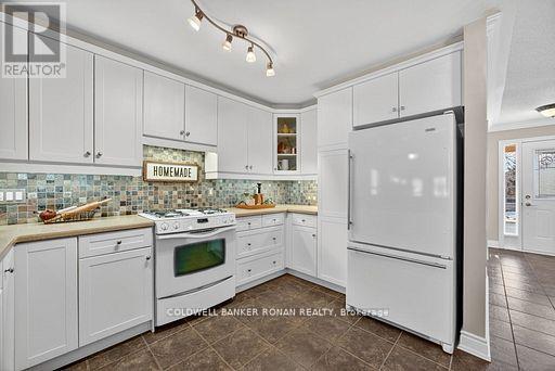 21 - 8 Montebello Terrace, New Tecumseth (Alliston), Ontario  L9R 2H3 - Photo 12 - N12747492