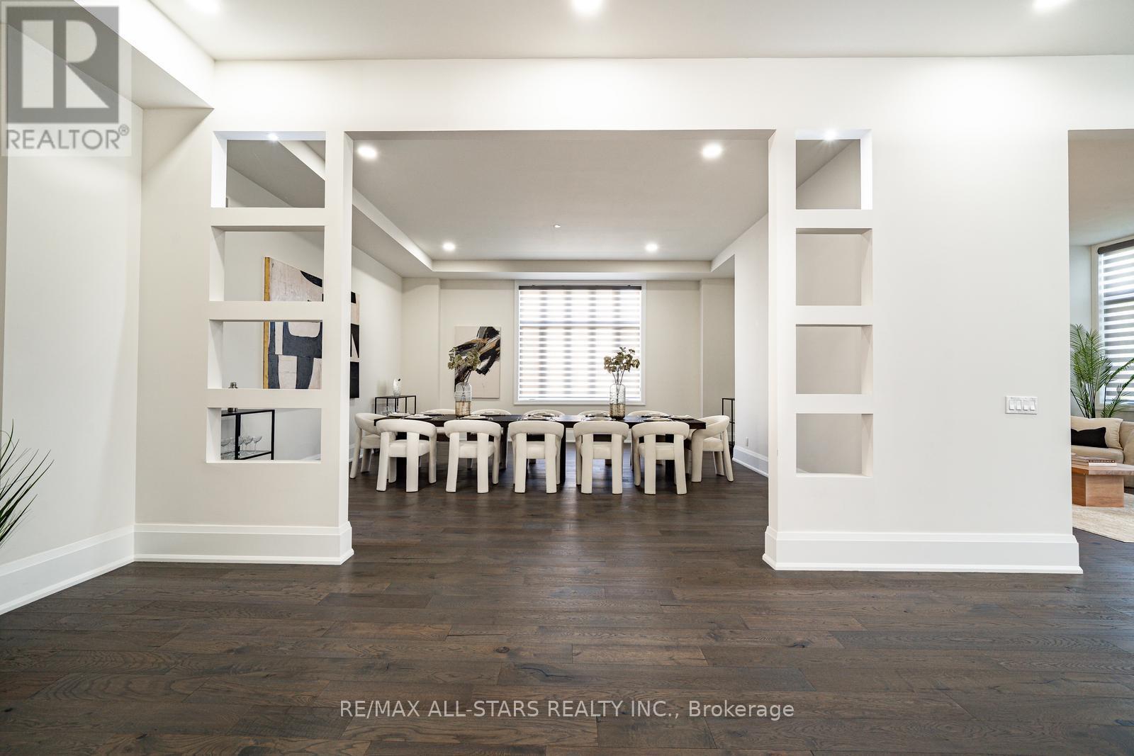 72 Grayfield Drive, Whitchurch-Stouffville (Ballantrae), Ontario  L4A 0B1 - Photo 12 - N12747500