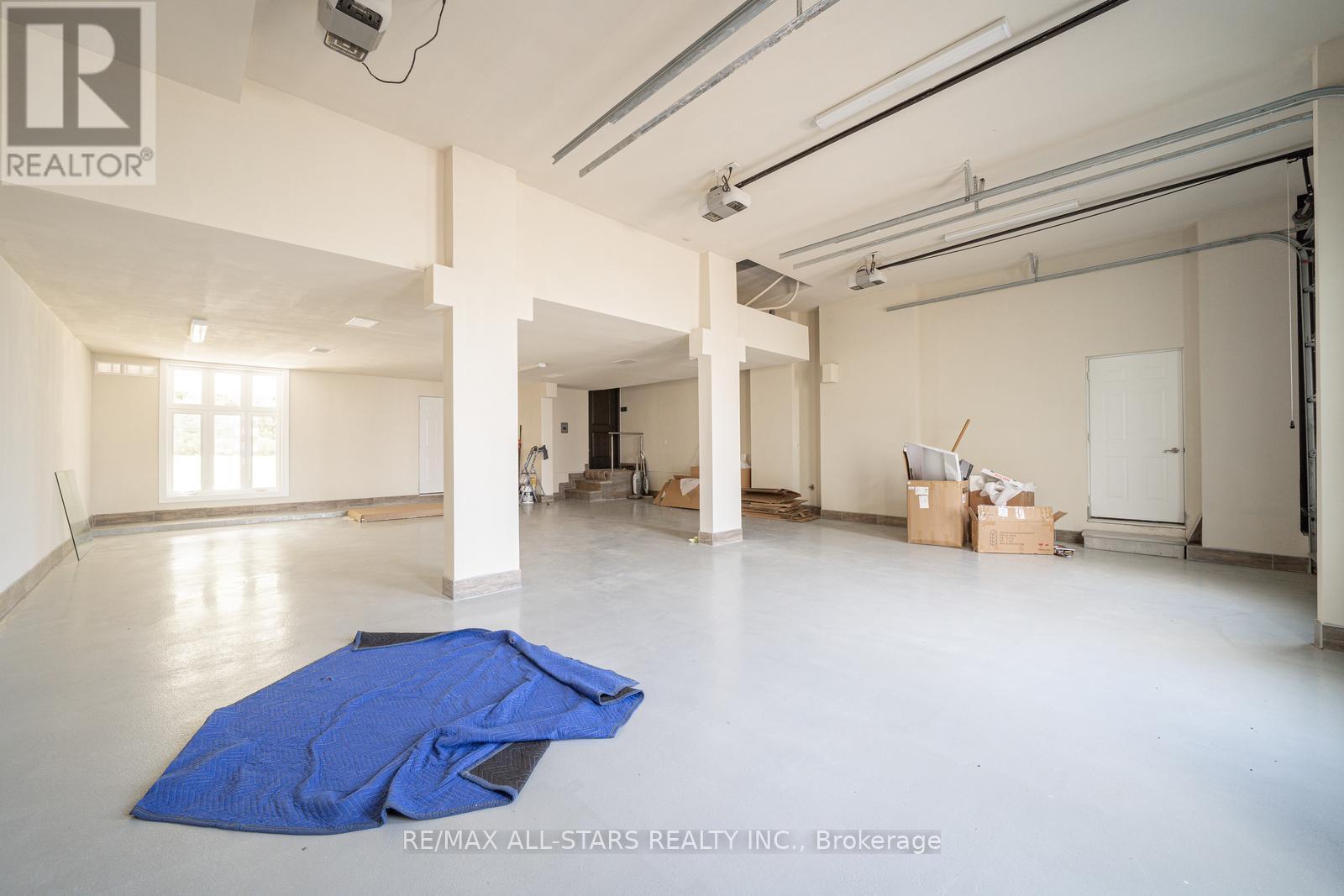 72 Grayfield Drive, Whitchurch-Stouffville (Ballantrae), Ontario  L4A 0B1 - Photo 45 - N12747500