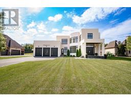 72 GRAYFIELD DRIVE, Whitchurch-Stouffville, Ontario