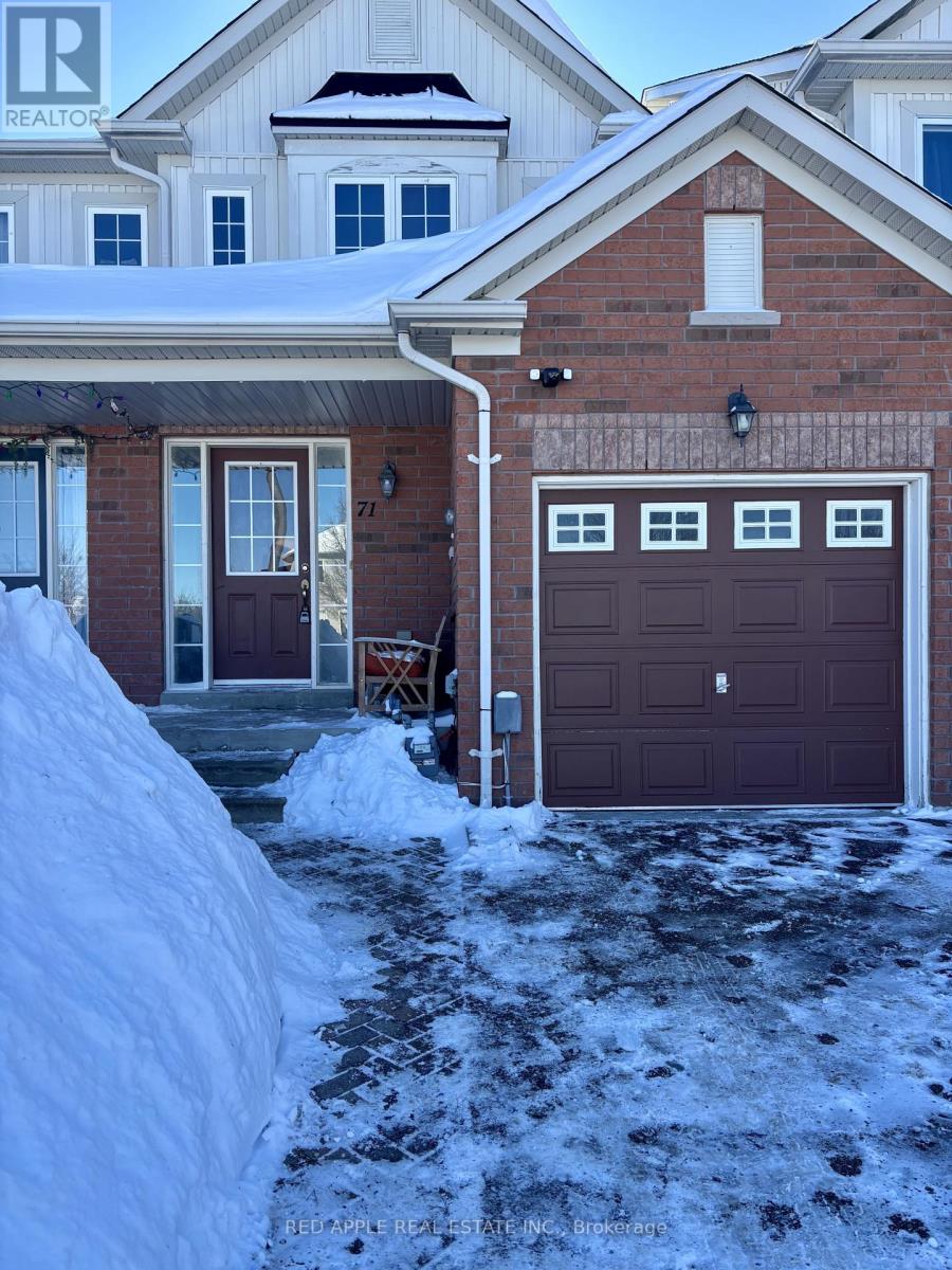 71 HAMMILL HEIGHTS, east gwillimbury (mt albert), Ontario