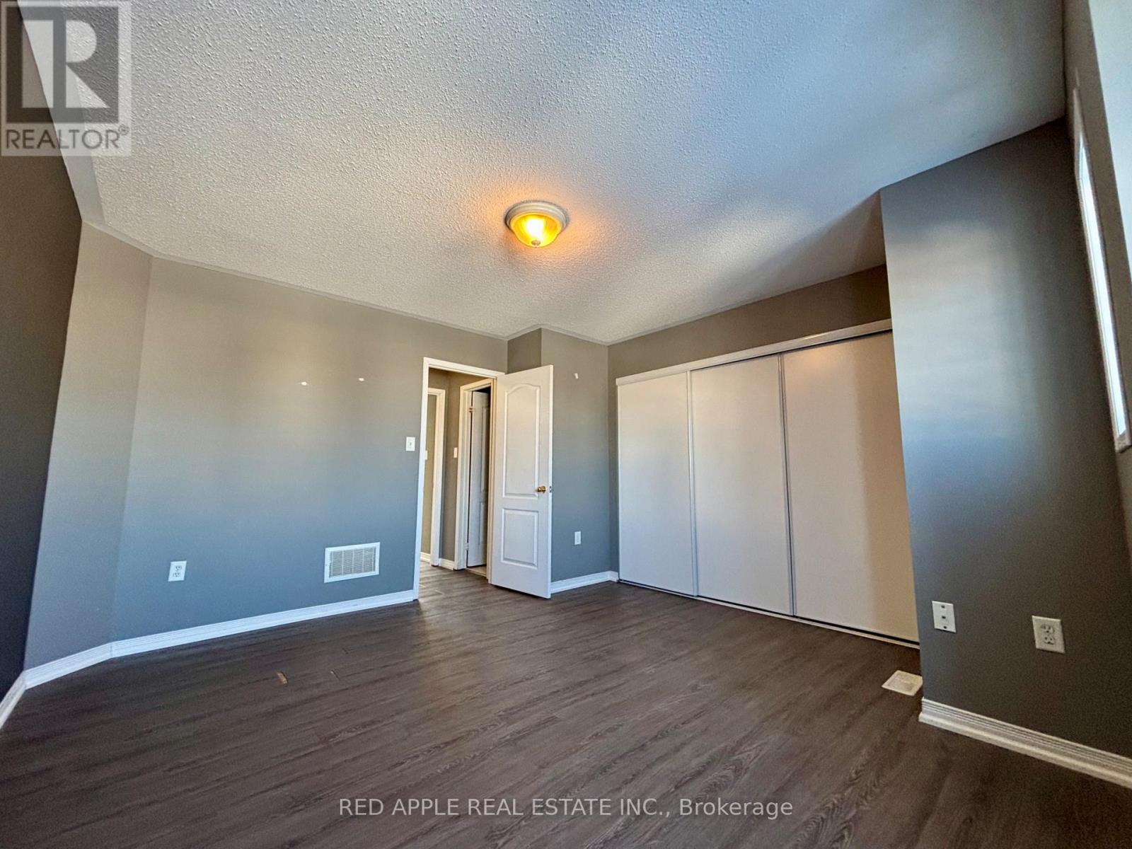 71 Hammill Heights, East Gwillimbury (Mt Albert), Ontario  L0G 1M0 - Photo 10 - N12747504