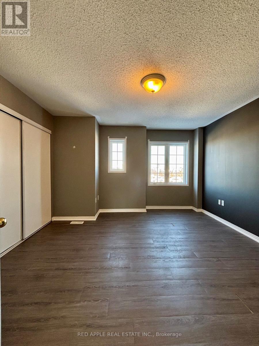 71 Hammill Heights, East Gwillimbury (Mt Albert), Ontario  L0G 1M0 - Photo 11 - N12747504