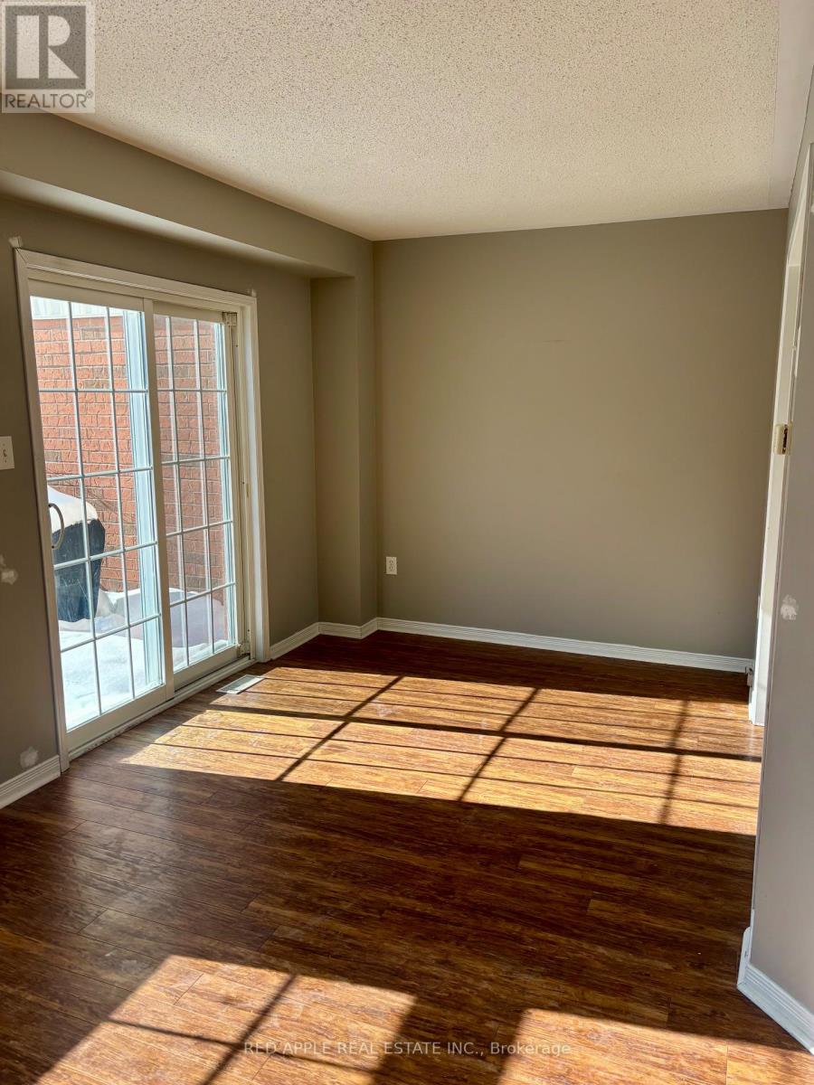 71 Hammill Heights, East Gwillimbury (Mt Albert), Ontario  L0G 1M0 - Photo 6 - N12747504